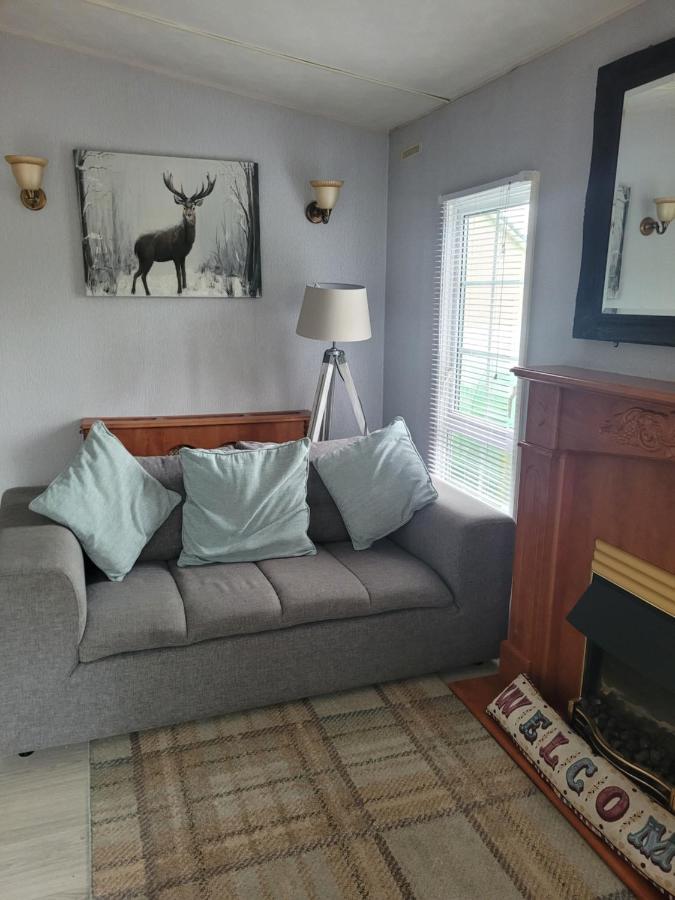 Rooms At Tarrareoch Bathgate Esterno foto
