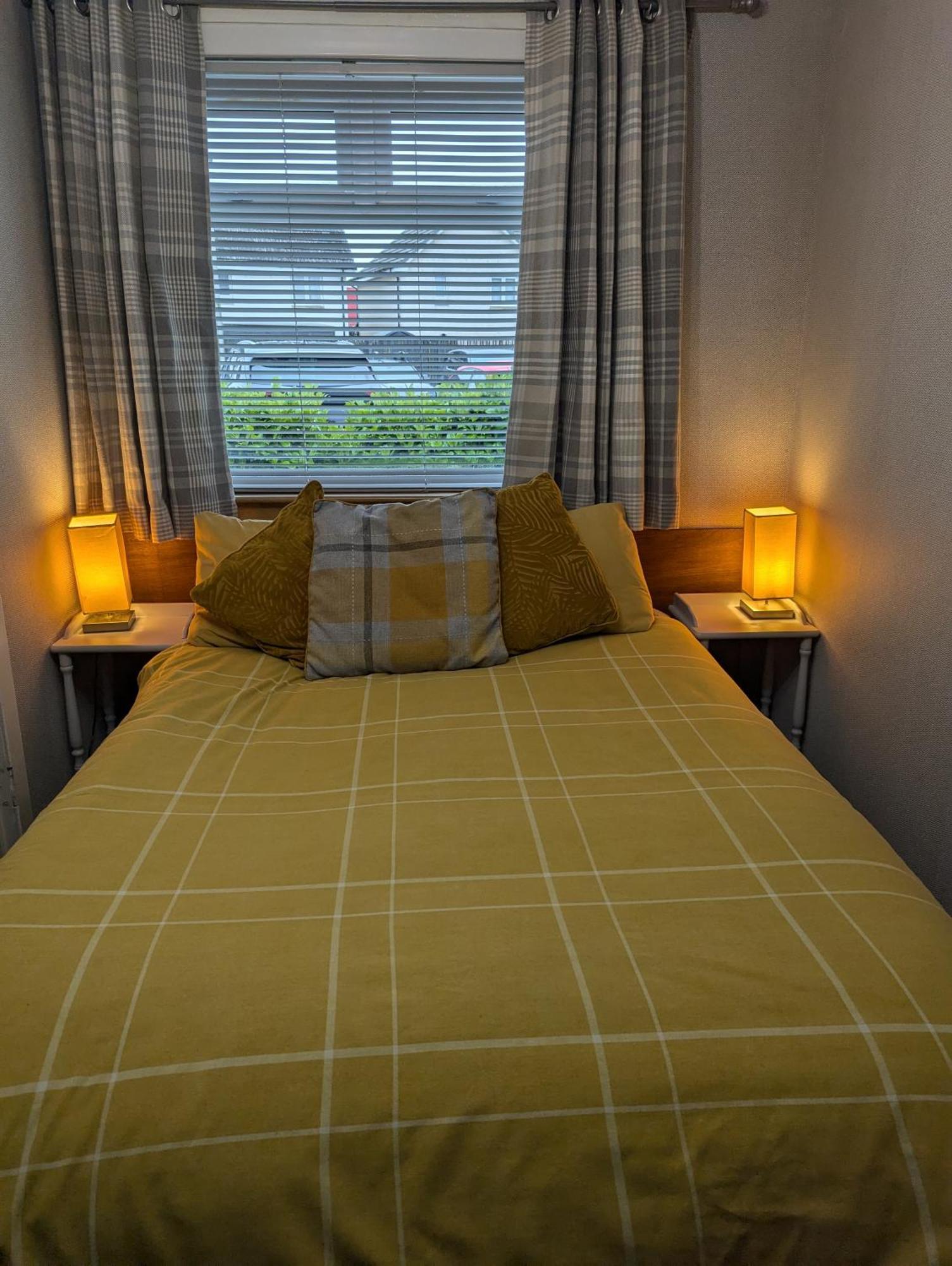 Rooms At Tarrareoch Bathgate Camera foto