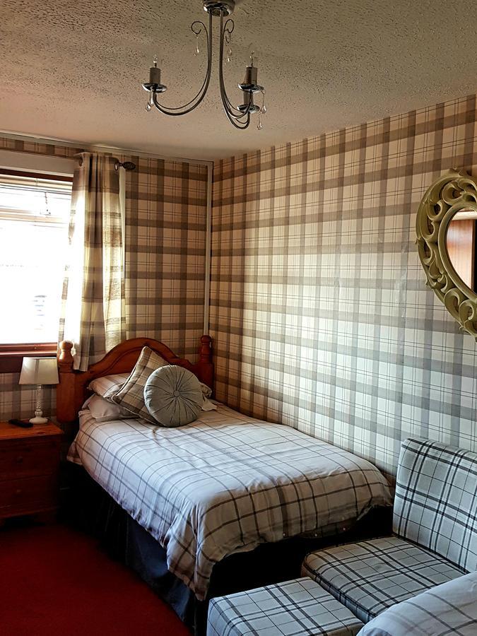 Rooms At Tarrareoch Bathgate Esterno foto